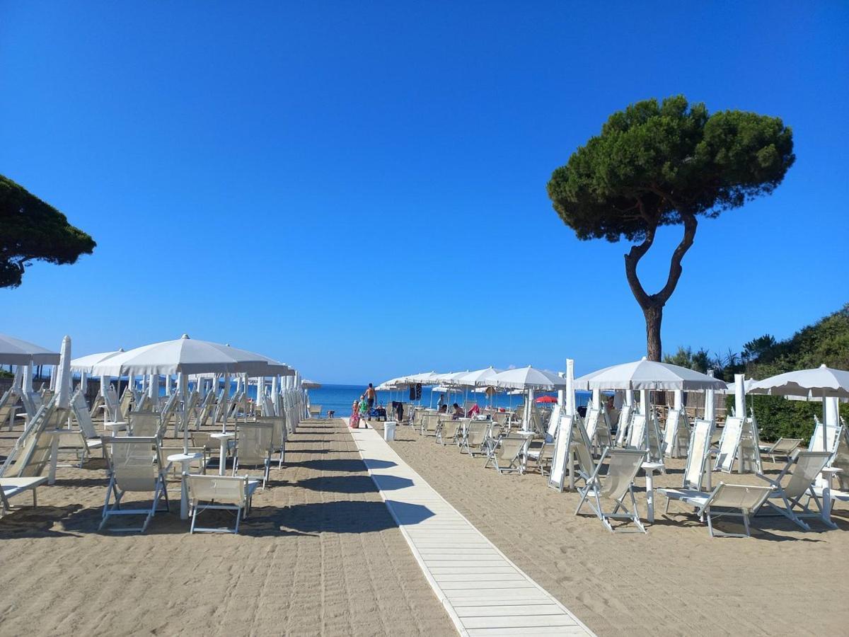 Villaggio Il Girasole Follonica Eksteriør billede